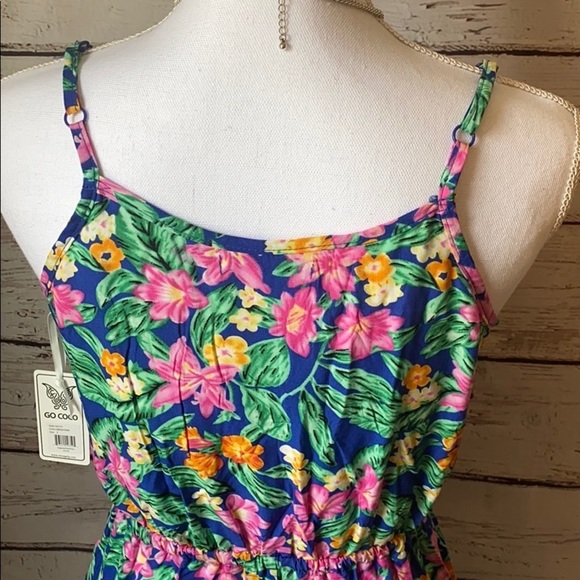 NWT GO COCO Small Hawaii Floral Vneck Jumpsuit - Picture 7 of 13